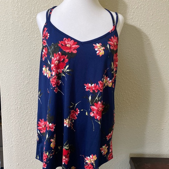 NWT Papermoon Floral Navy Flowy Tank Blouse Size 2X - Picture 2 of 10